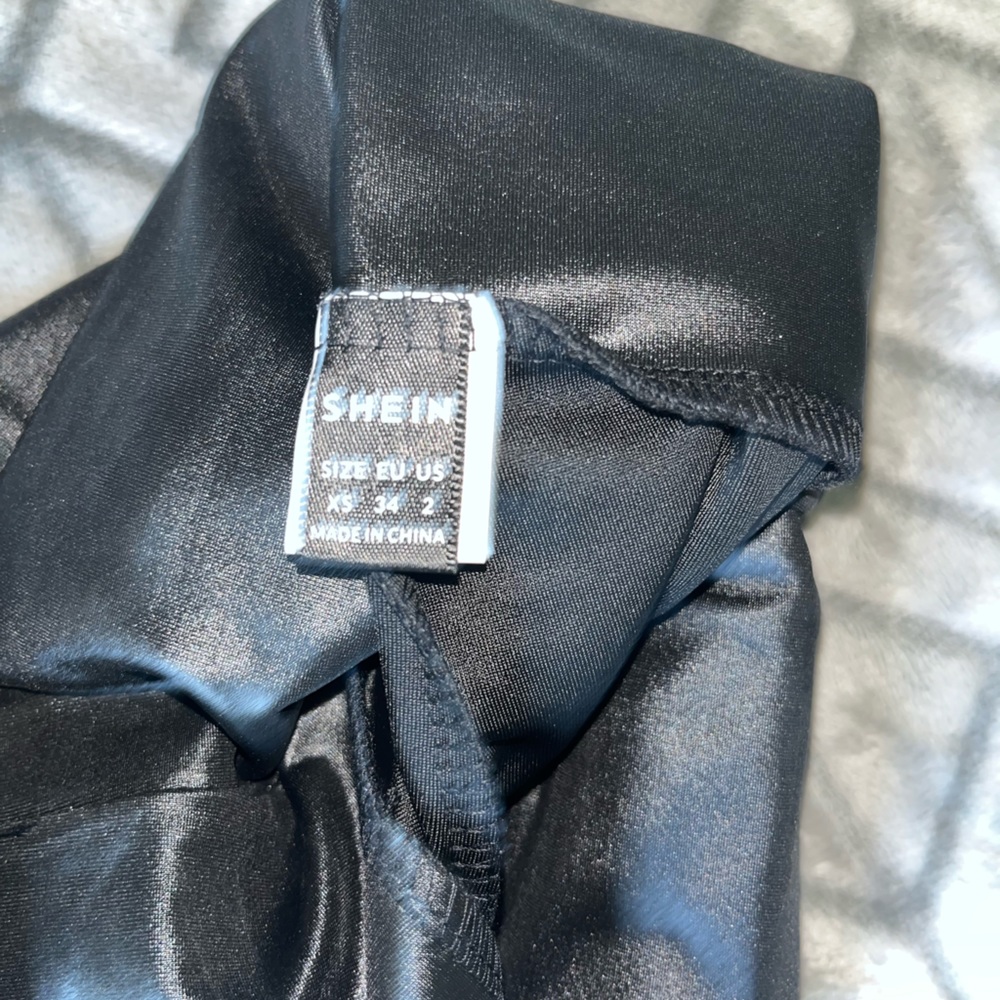 leather leggings